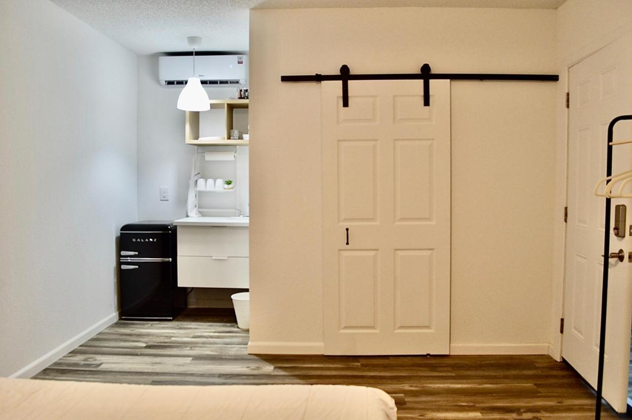 Weeki Wachee Guest Suite Spring Hill Eksteriør billede