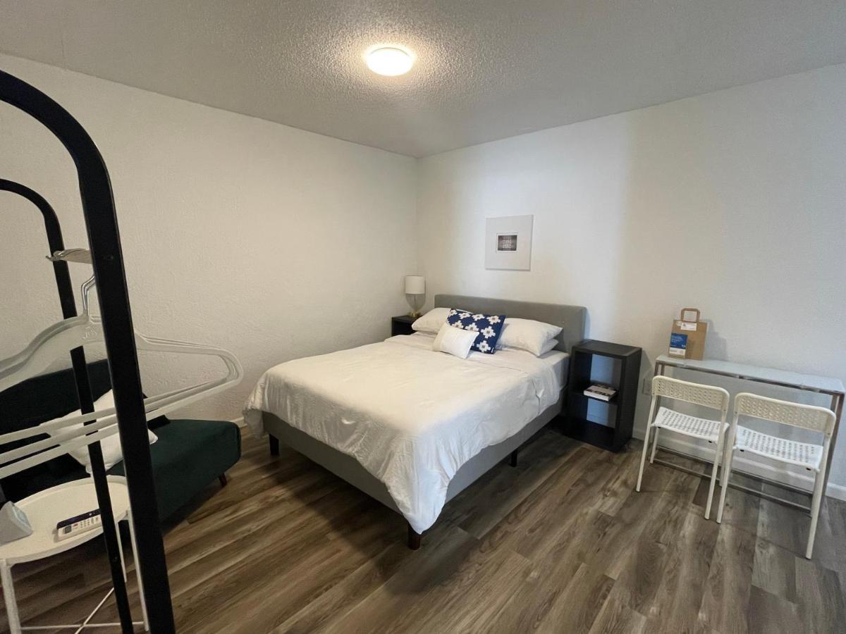 Weeki Wachee Guest Suite Spring Hill Eksteriør billede